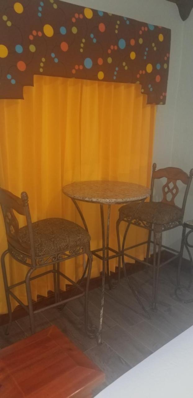 Deluxe Queen Suite,765805762:JPEG